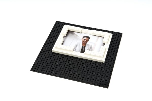 2020-09 - Visu Bricks V2 - 09 - Picture Frame